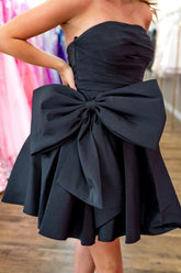 Black Homecoming Dress Strapless A-Line Short Prom Dress with Bowknot
